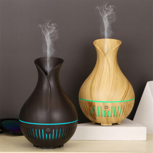 Yminigo KJR-097 vase humidifier in dark and light wood grain with mist